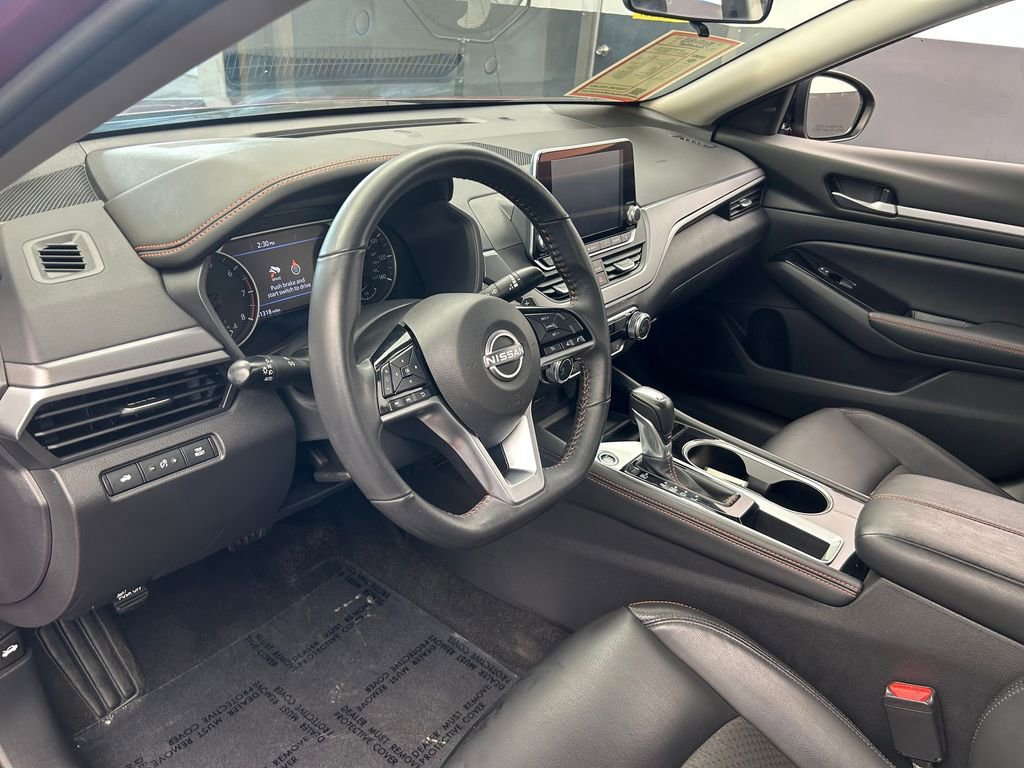 Used 2024 Nissan Altima 2.5 SR image 12