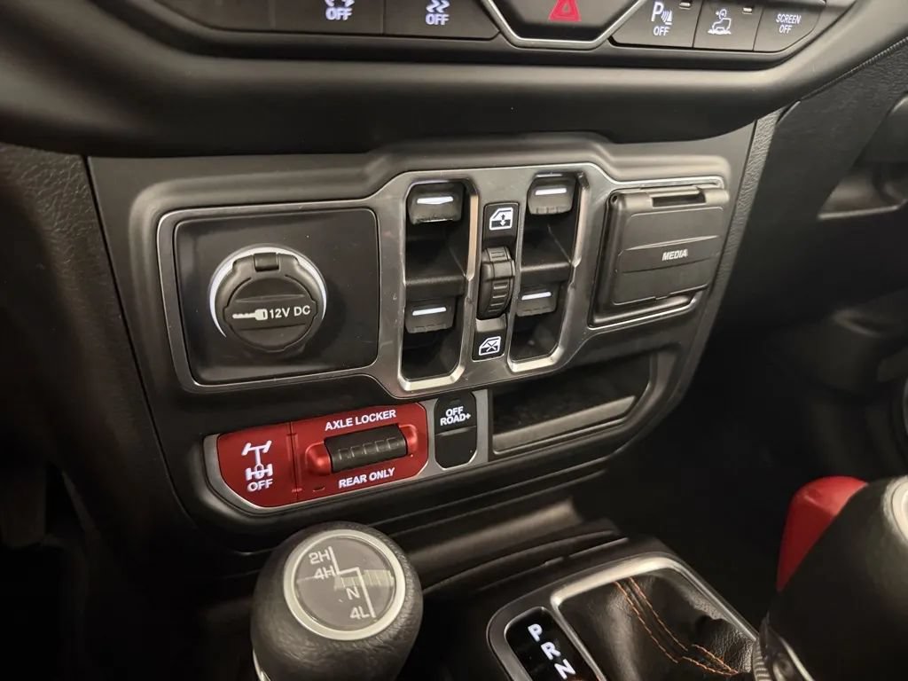 Used 2021 Jeep Gladiator Mojave AWD/4WD image 25