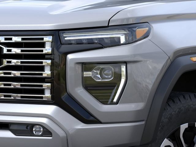 New 2026 GMC Canyon Denali w/ LPO, Black Badging Package AWD/4WD image 10