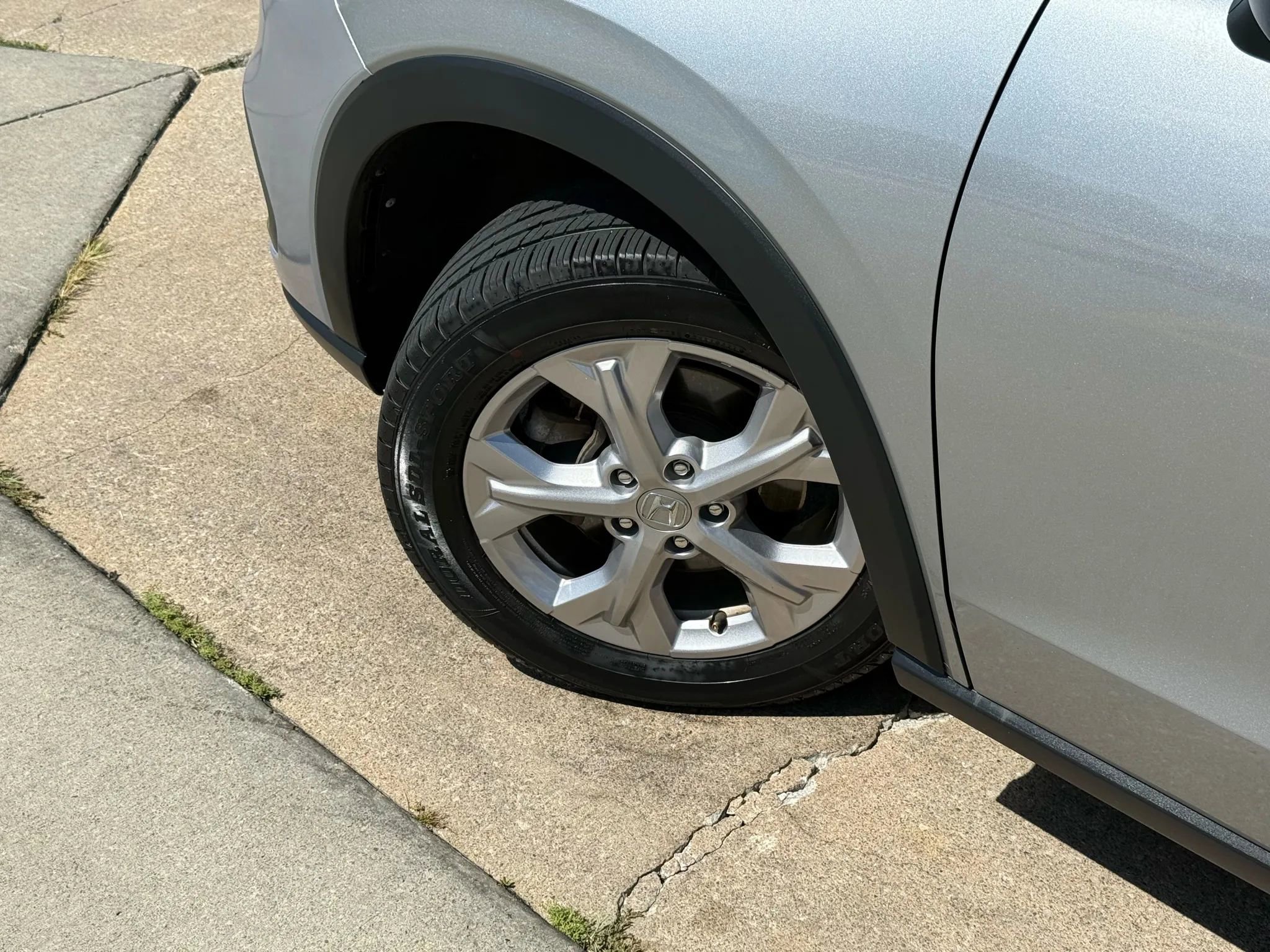Used 2023 Honda HR-V LX image 49