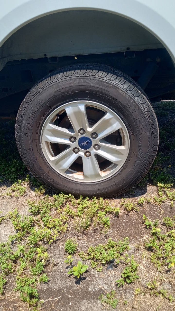 Used 2018 Ford F150 XLT w/ Equipment Group 301A Mid RWD image 10
