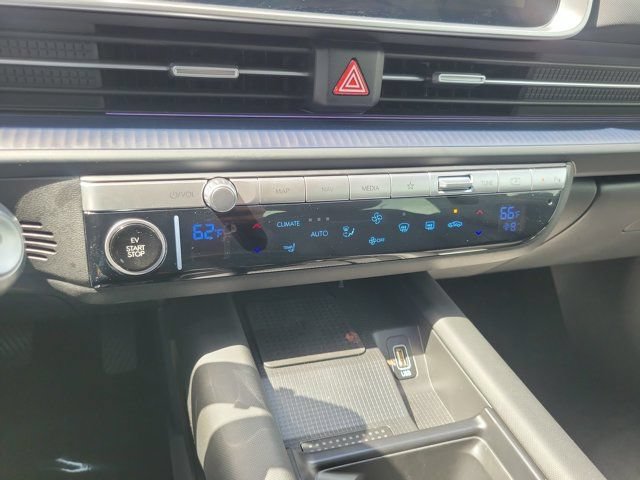 Certified 2025 Hyundai Ioniq 6 SEL RWD image 29