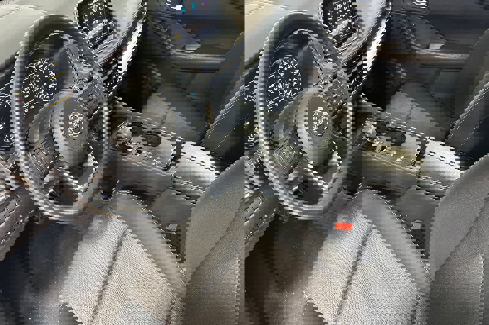 Certified 2024 Nissan Rogue SV image 14