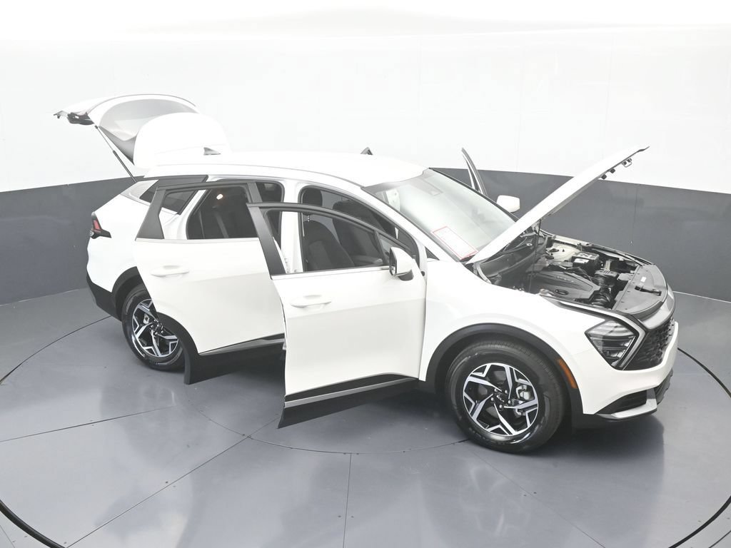 Used 2025 Kia Sportage LX FWD image 64