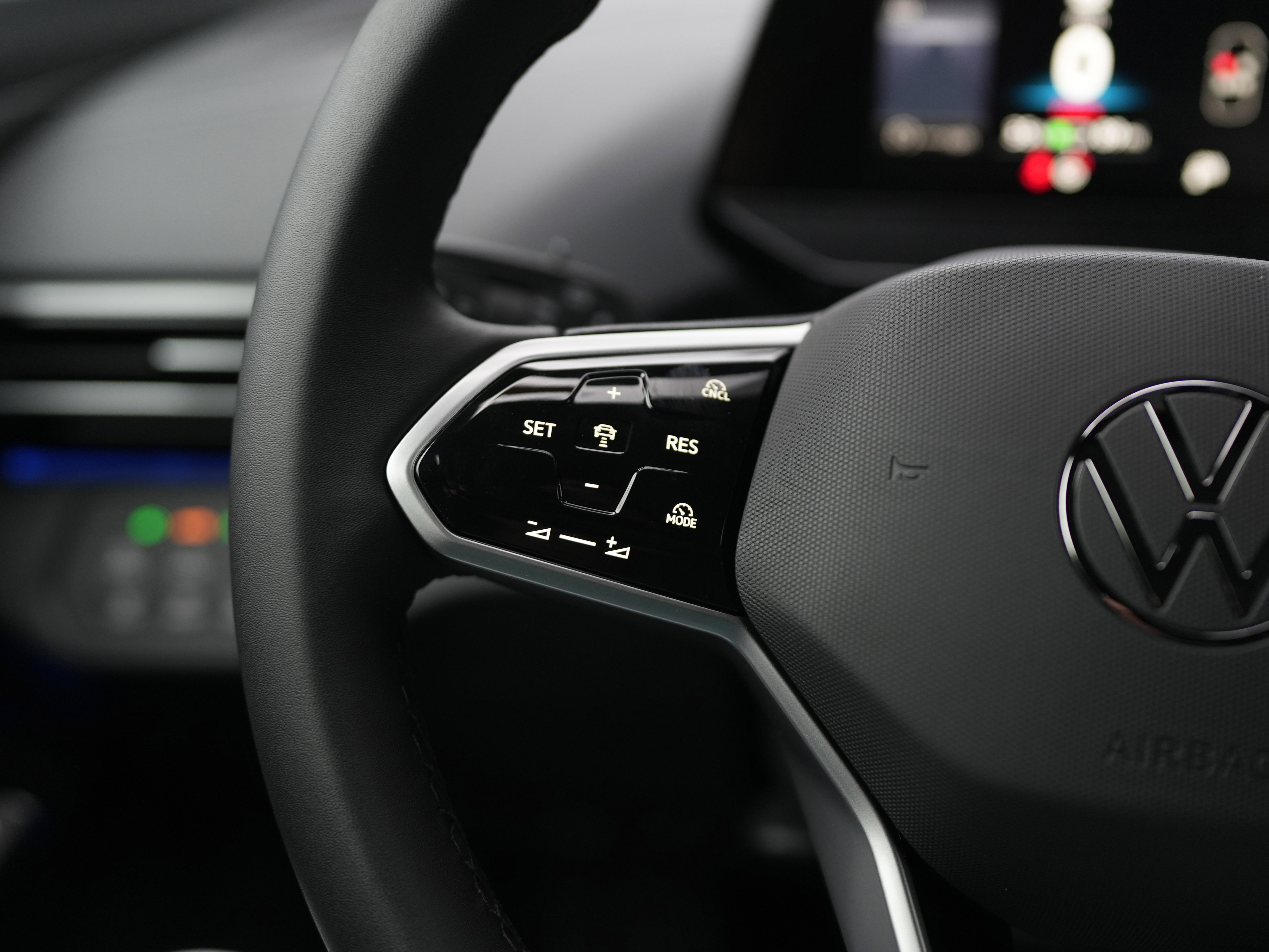 New 2025 Volkswagen ID.4 Pro S image 21