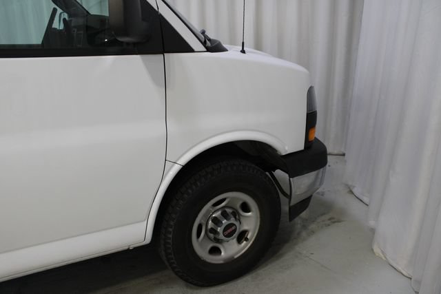 Used 2018 GMC Savana 2500 Extended RWD image 37