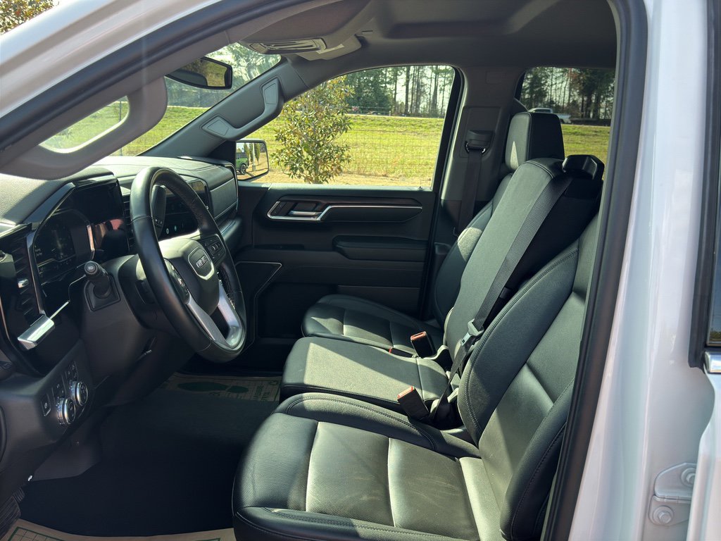 Used 2025 GMC Sierra 1500 SLT image 11