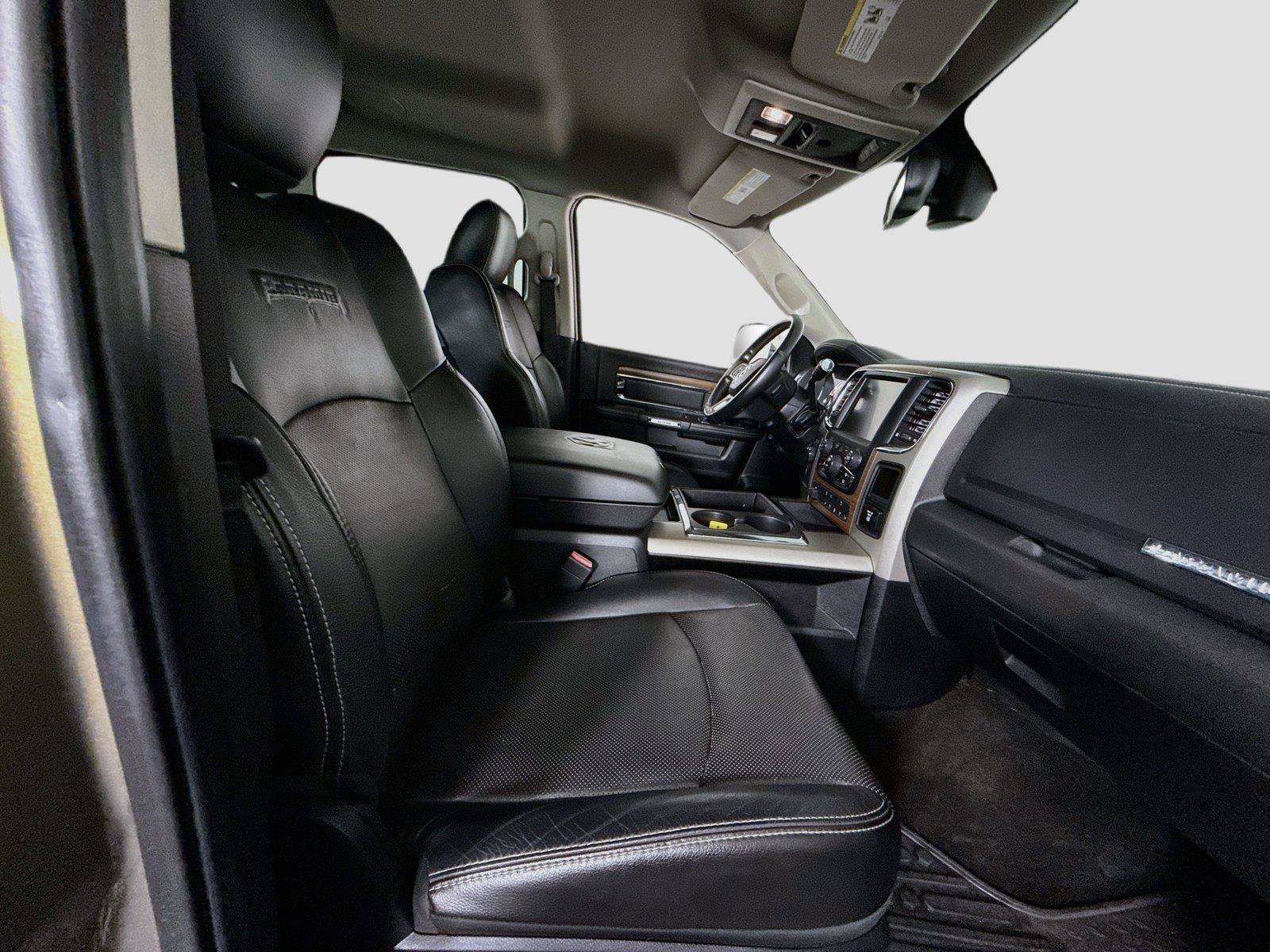 Used 2015 RAM 2500 Laramie w/ Convenience Group AWD/4WD image 20