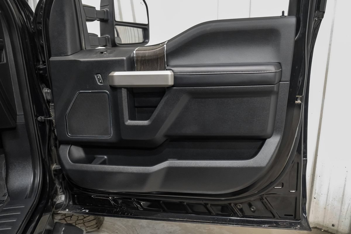 Used 2021 Ford F250 Lariat w/ Lariat Value Package AWD/4WD image 45