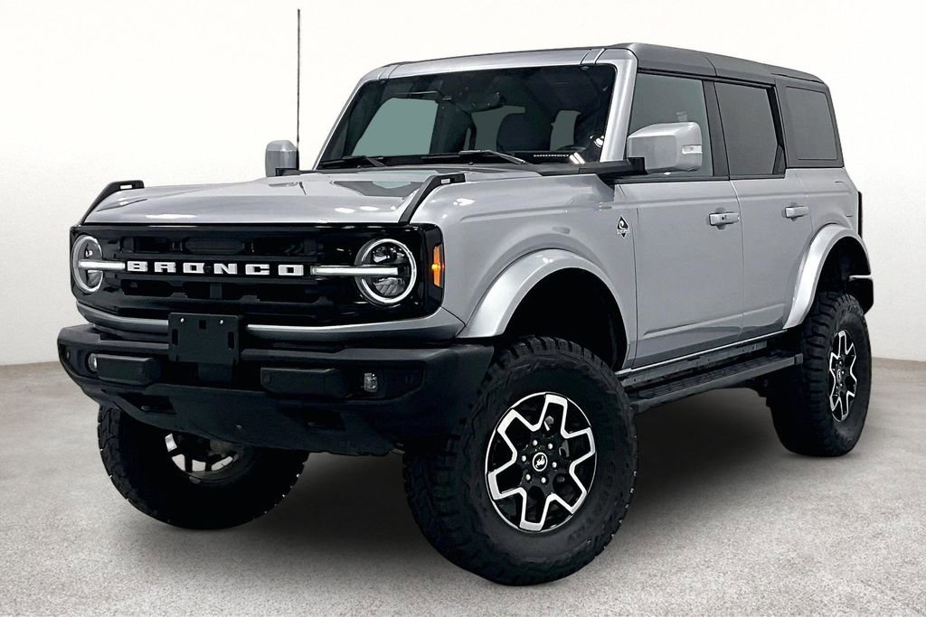 Used 2024 Ford Bronco Outer Banks AWD/4WD image 11