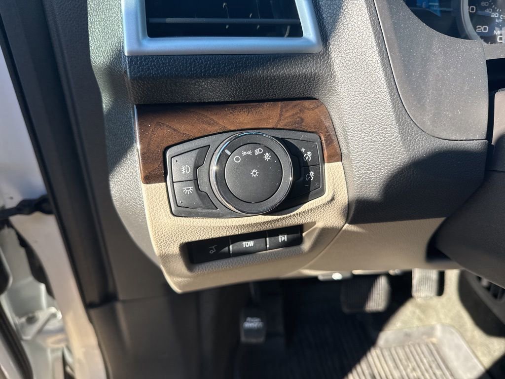 Used 2015 Ford Explorer Limited w/ Equipment Group 302A image 13