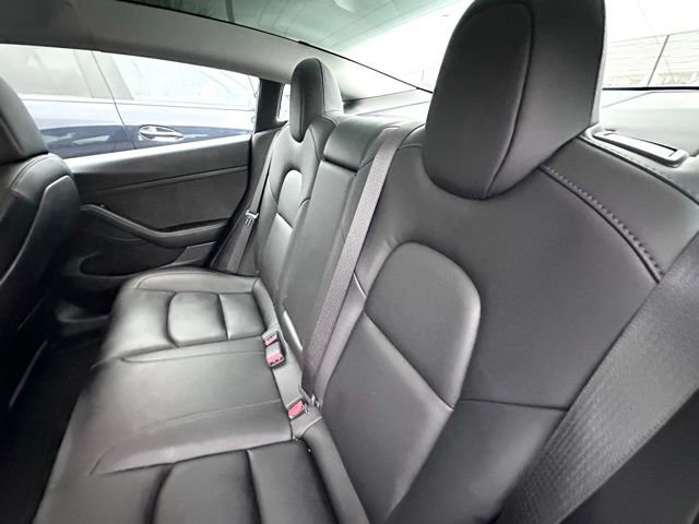 Used 2021 Tesla Model 3 Standard Range Plus image 20