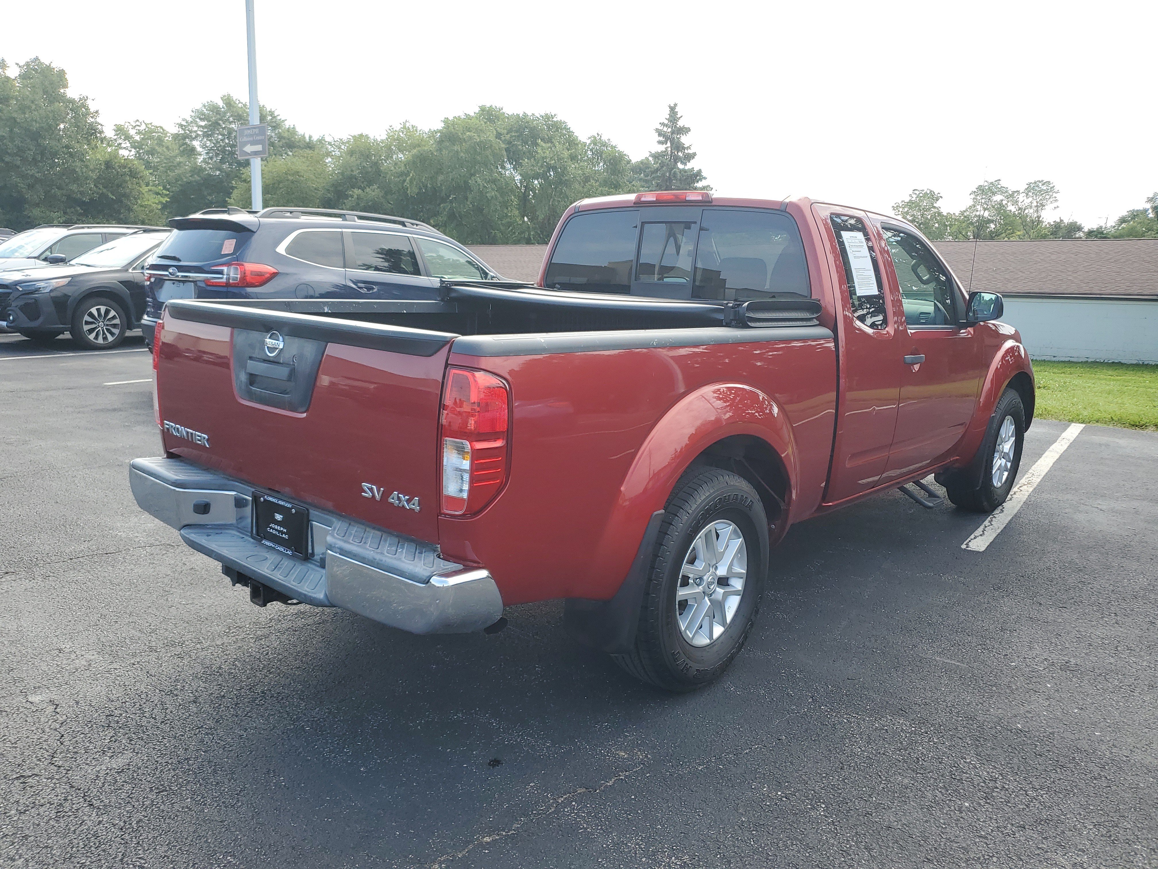 Used 2015 Nissan Frontier SV AWD/4WD image 3