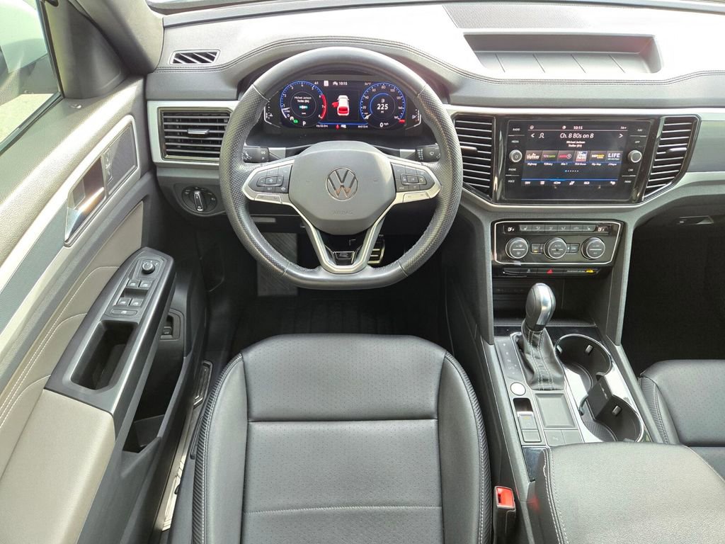 Used 2021 Volkswagen Atlas Cross Sport SEL R-Line image 17