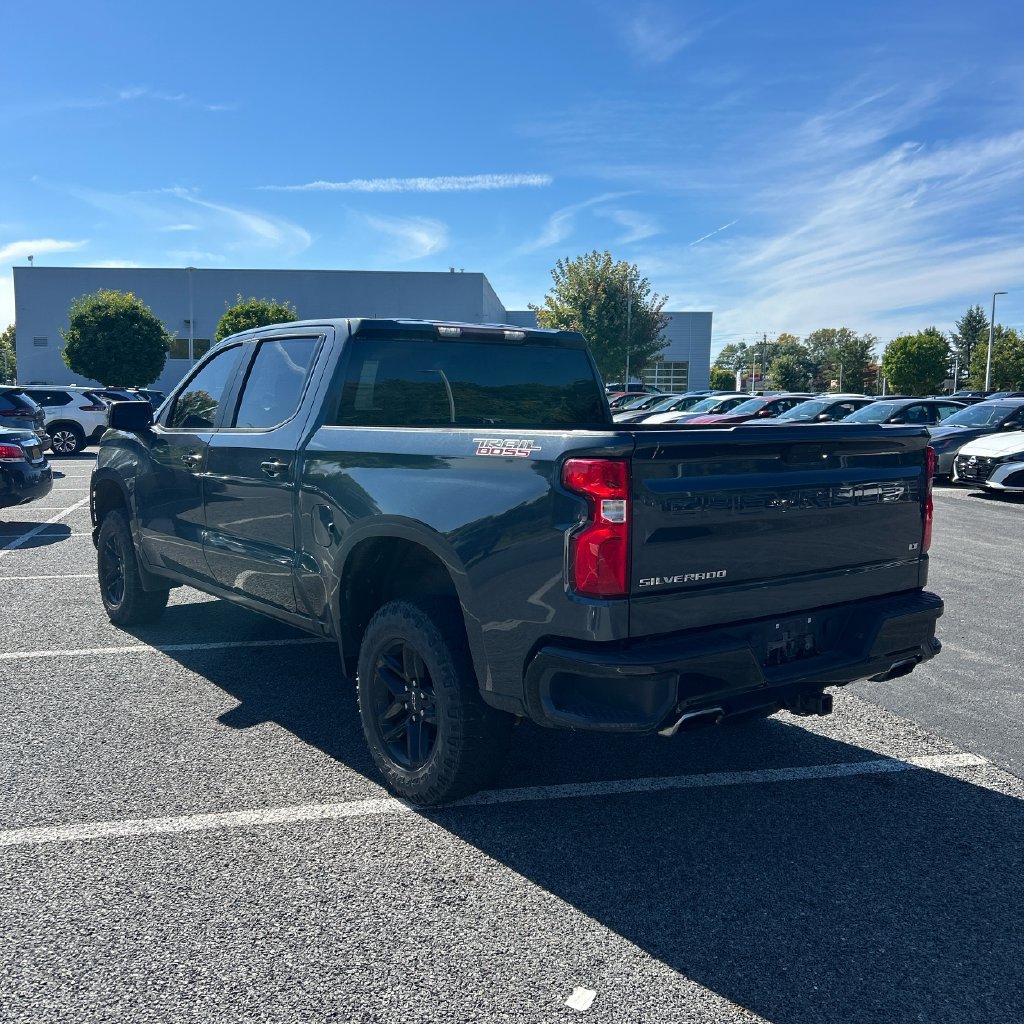 Used 2020 Chevrolet Silverado 1500 LT Trail Boss w/ Bed Protection Package AWD/4WD image 2