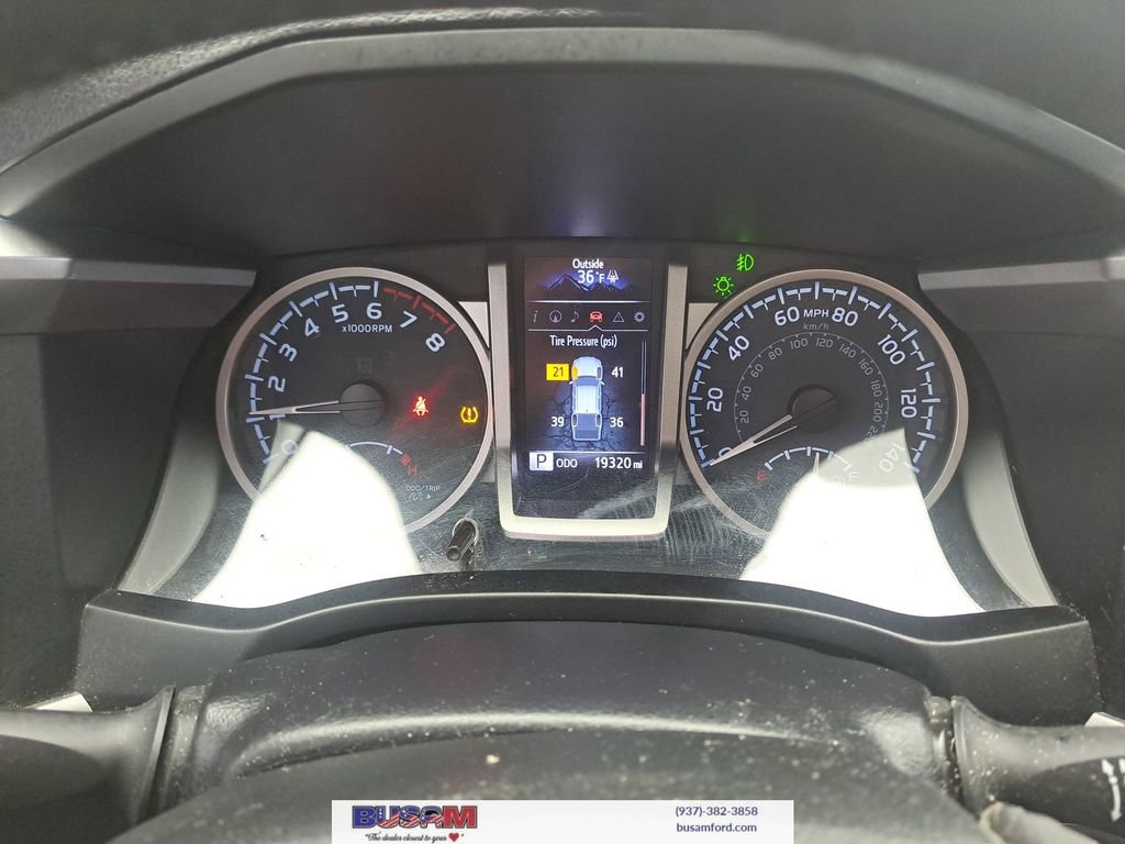 Used 2023 Toyota Tacoma Limited image 15