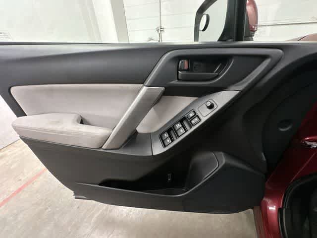 Used 2015 Subaru Forester 2.5i Premium w/ All-Weather Package AWD/4WD image 16
