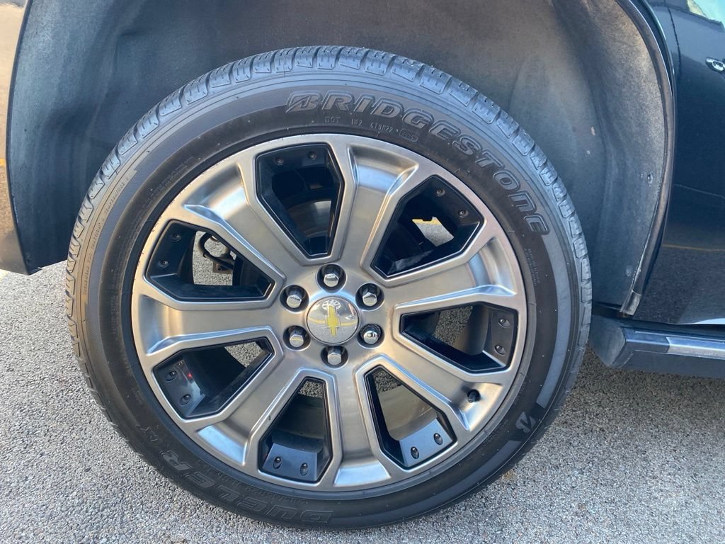 Used 2016 Chevrolet Tahoe LTZ AWD/4WD image 8