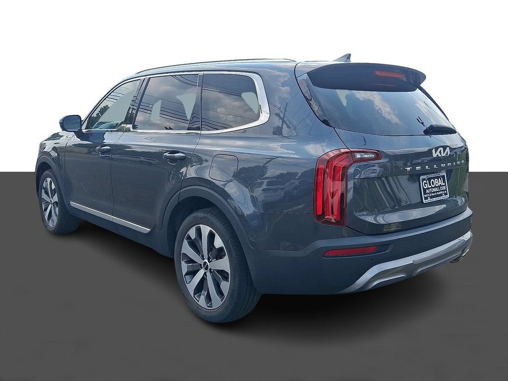 Used 2022 Kia Telluride EX w/ EX Premium Package FWD image 5