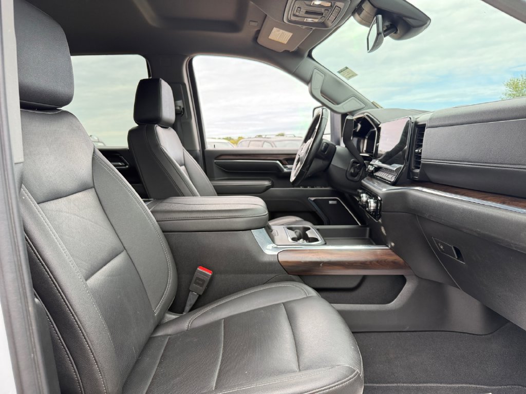 Used 2024 GMC Sierra 2500 SLT w/ SLT Convenience Package AWD/4WD image 40