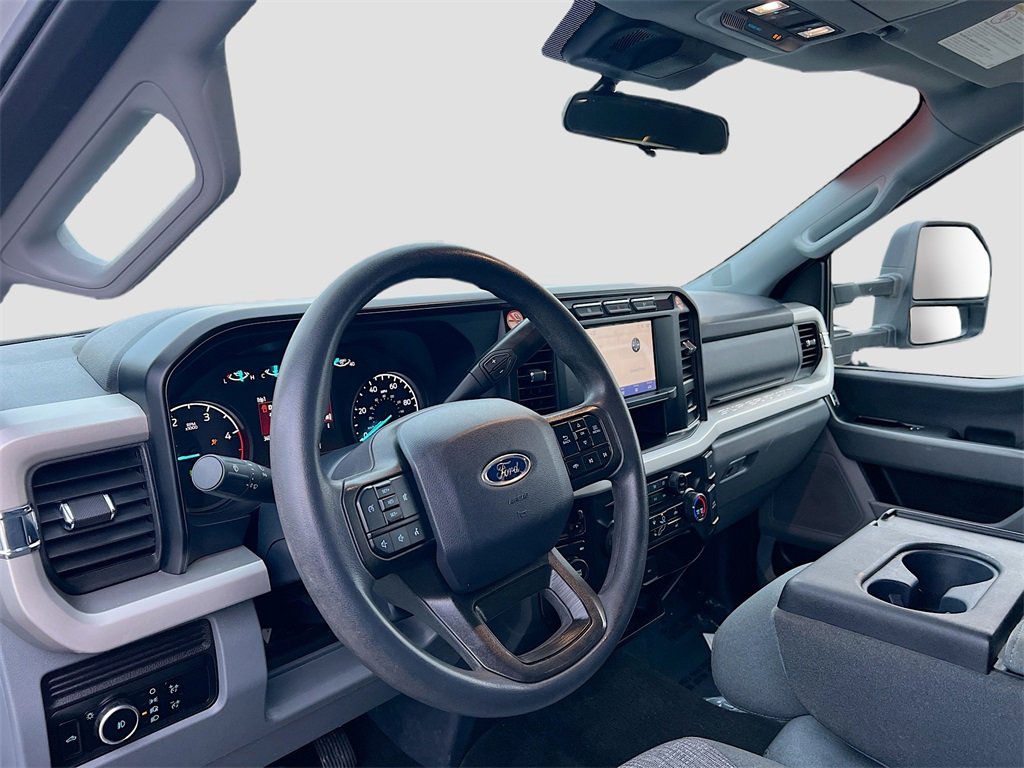 Used 2024 Ford F250 XLT image 9