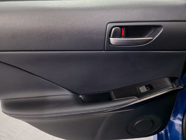 Used 2021 Lexus IS 300 AWD w/ Comfort Package image 11