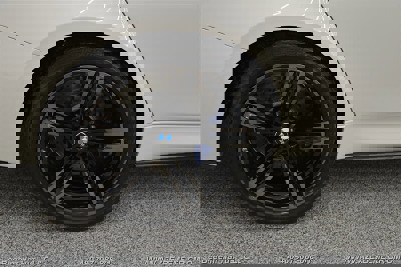 Used 2017 BMW M3 w/ Competition Package image 40