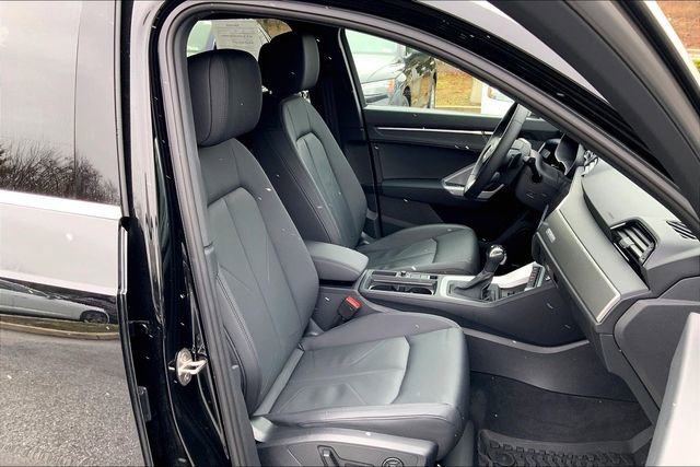 Used 2025 Audi Q3 2.0T Premium Plus w/ Premium Plus Package image 8
