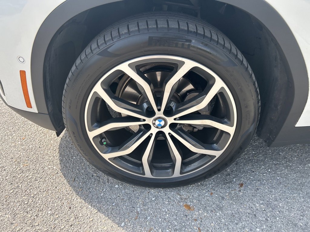 Certified 2023 BMW X4 xDrive30i w/ Premium Package image 12