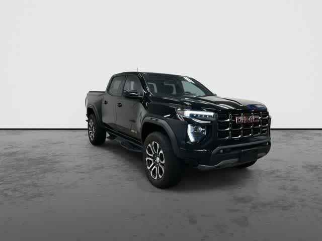 Used 2023 GMC Canyon AT4 w/ AT4 Premium Package AWD/4WD image 6