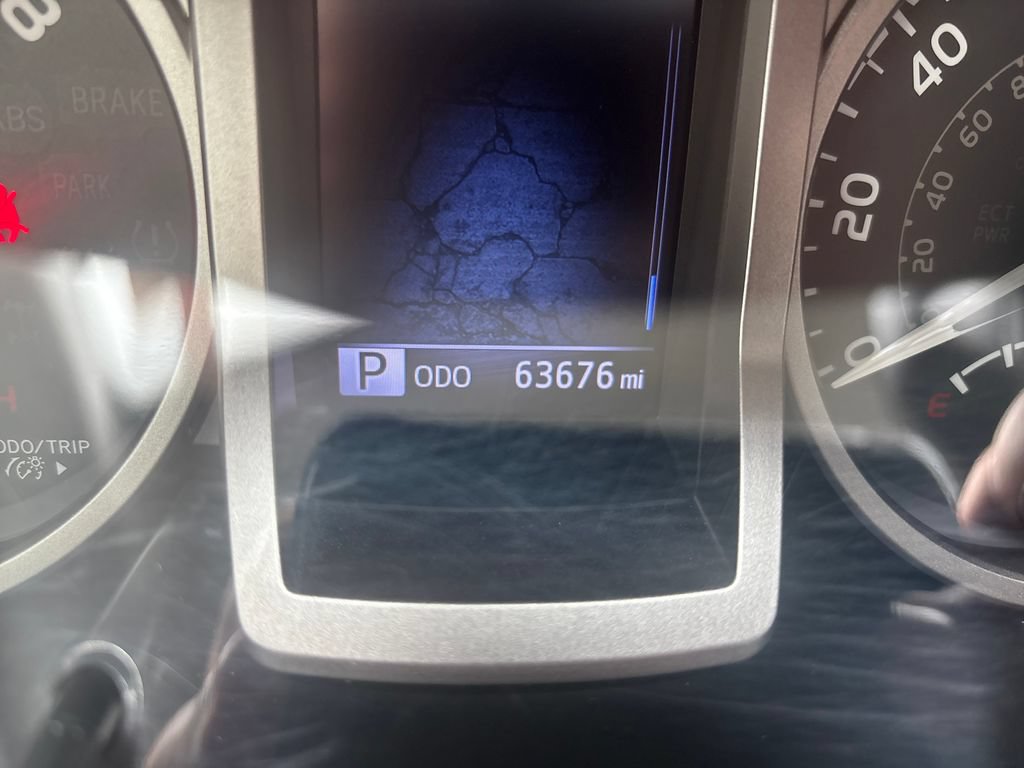 Used 2018 Toyota Tacoma SR5 AWD/4WD image 20
