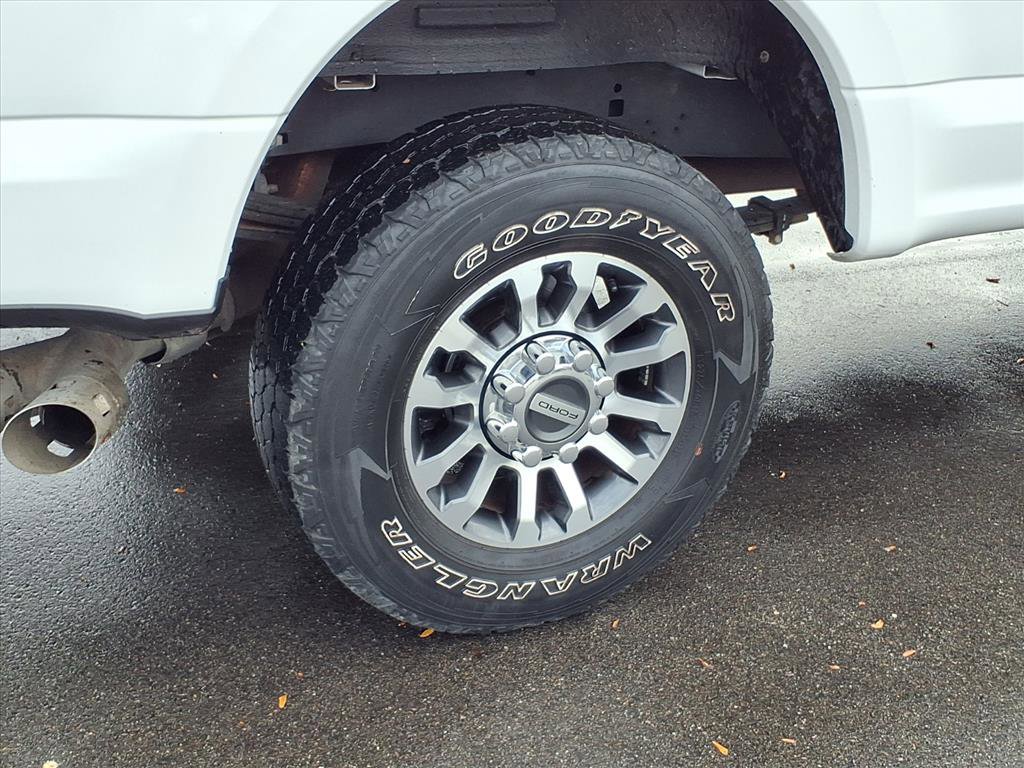 Used 2022 Ford F250 Lariat w/ Lariat Value Package image 25