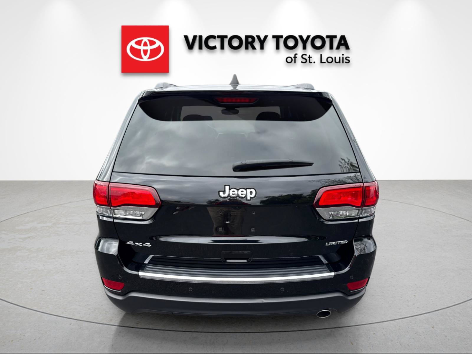 Used 2021 Jeep Grand Cherokee Limited AWD/4WD image 4