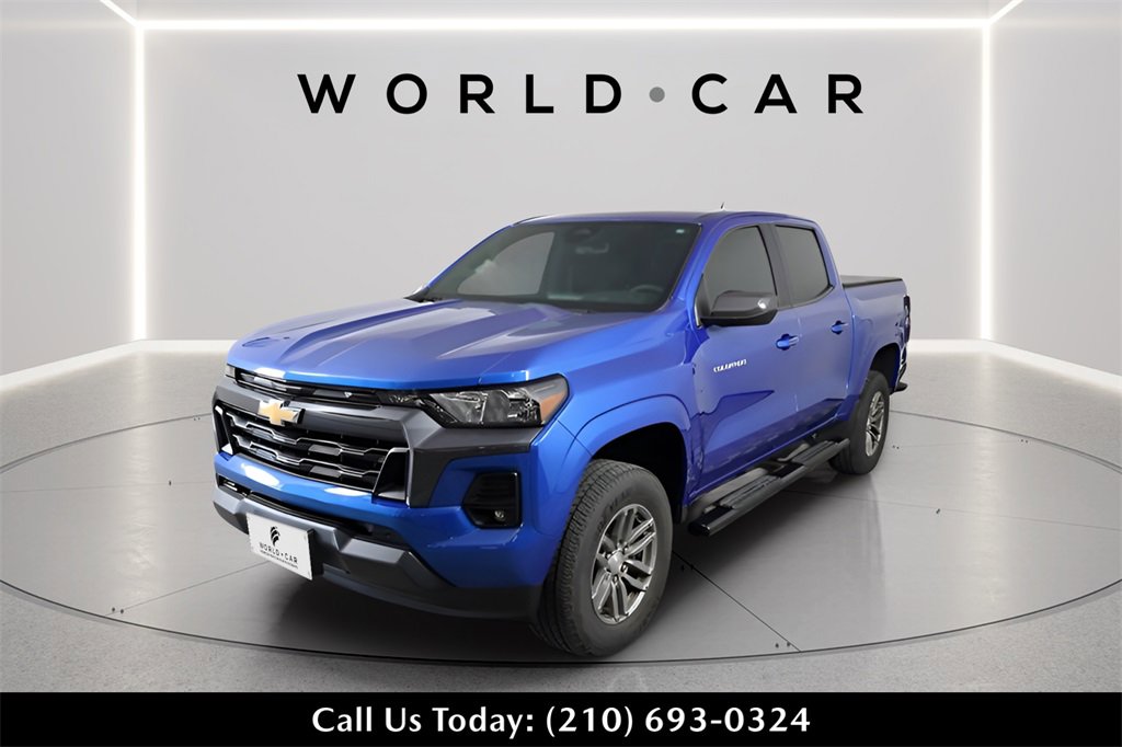 Used 2023 Chevrolet Colorado LT w/ LT Convenience Package image 3