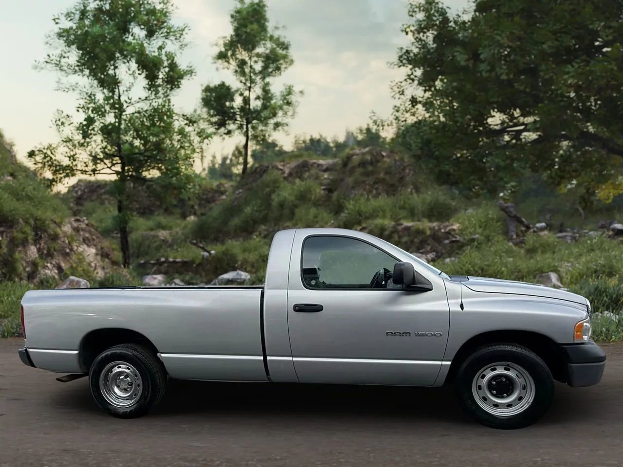 Used 2003 Dodge Ram 1500 Truck ST image 4