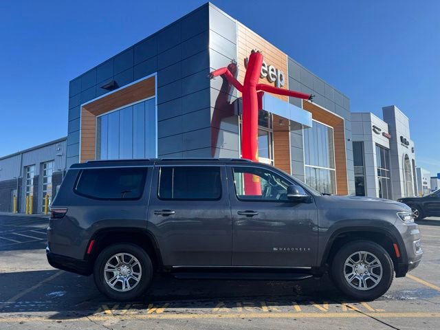 Used 2023 Jeep Wagoneer 4WD w/ HD Trailer Tow Package image 1