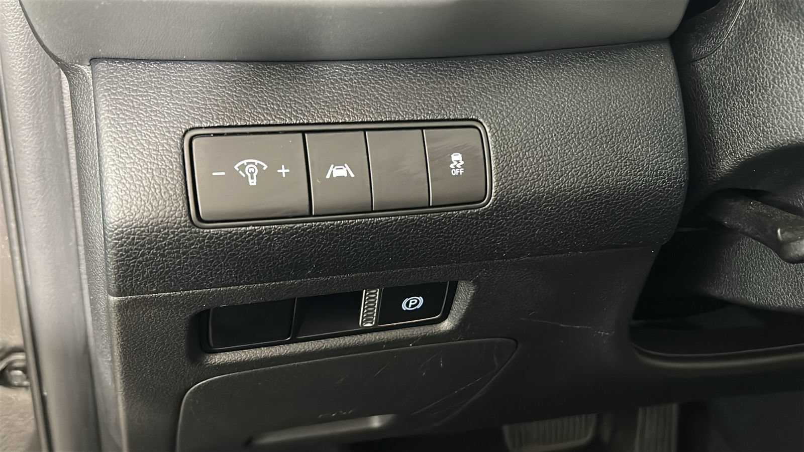 Certified 2023 Hyundai Santa Fe SE FWD image 23