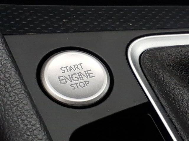 New 2026 Volkswagen Jetta SE FWD image 14