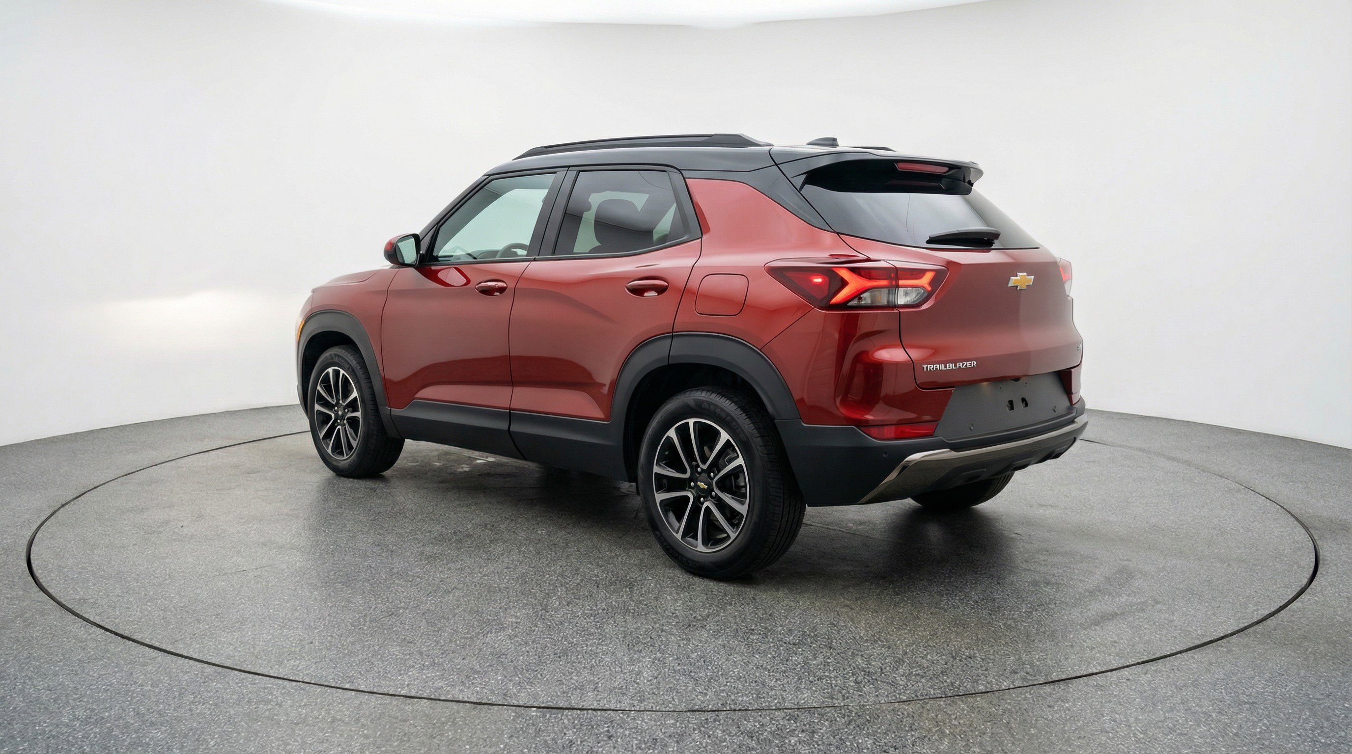 Used 2025 Chevrolet TrailBlazer LT image 6