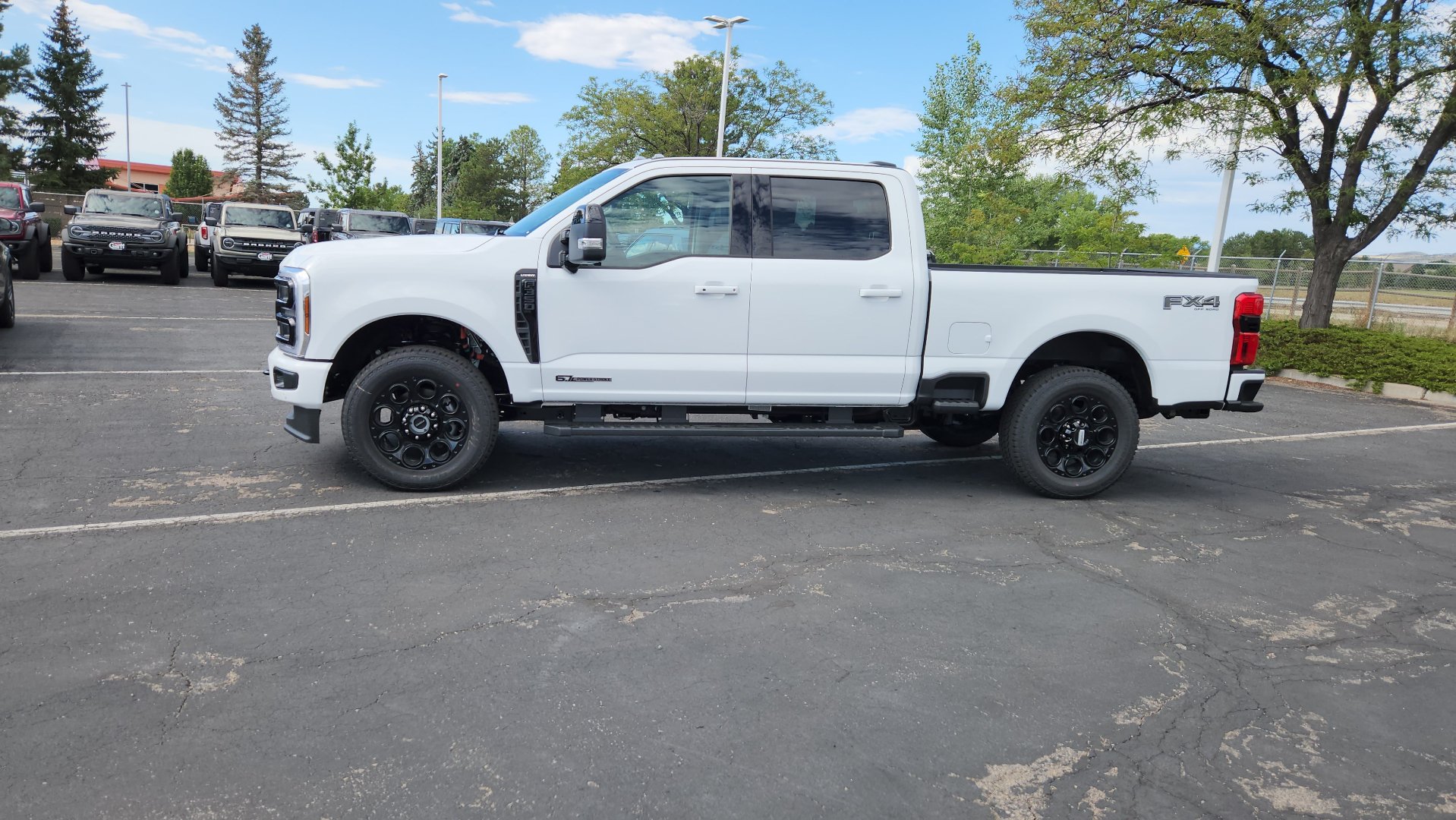 New 2026 Ford F350 Lariat w/ Black Appearance Package AWD/4WD image 4