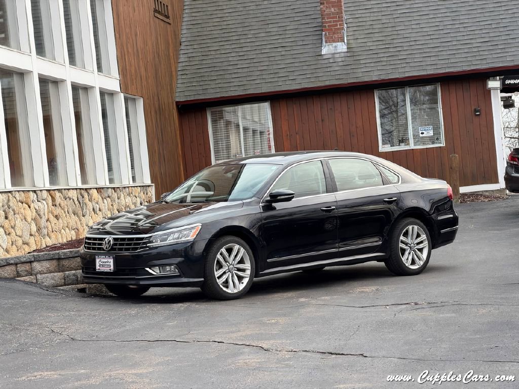 Used 2017 Volkswagen Passat 1.8T SEL Premium FWD image 2