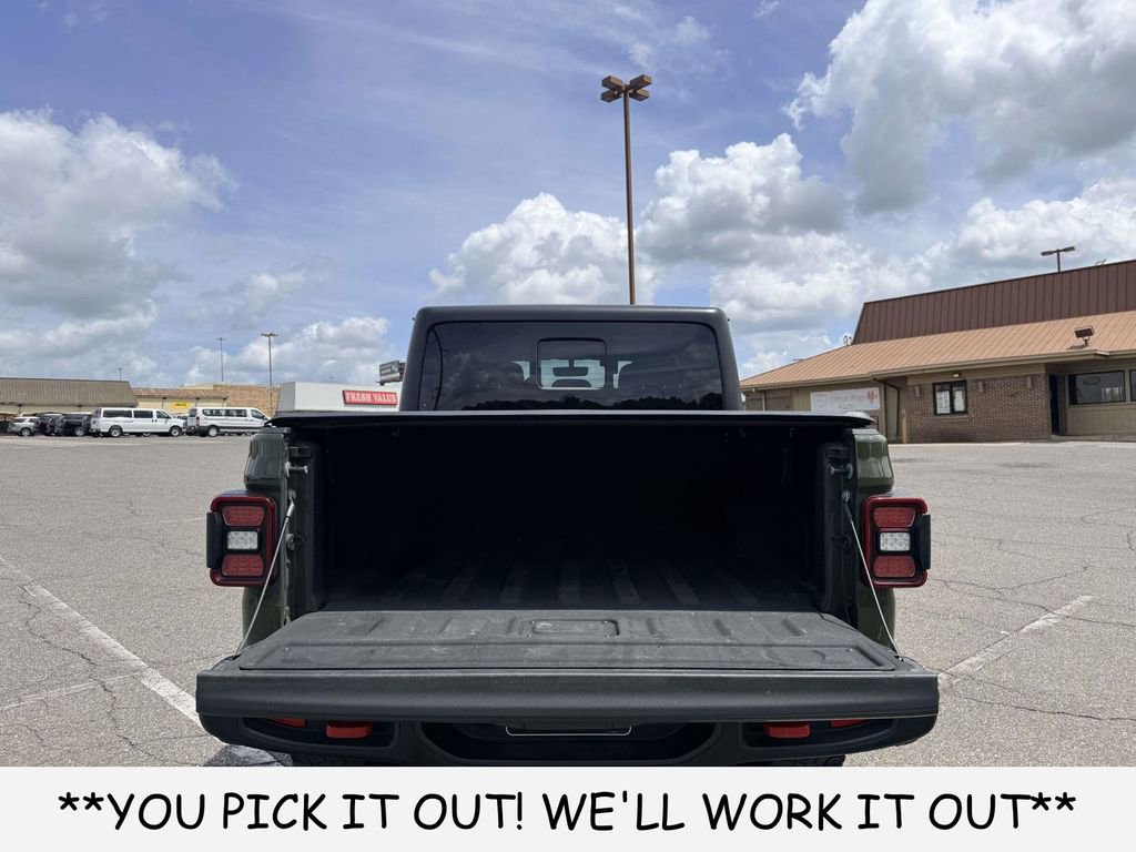 Used 2021 Jeep Gladiator Rubicon AWD/4WD image 10