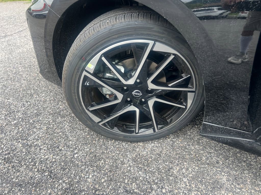 New 2025 Nissan Sentra SR image 26