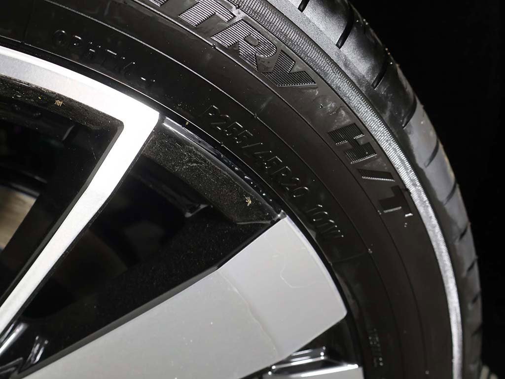 New 2025 Mitsubishi Outlander AWD image 29