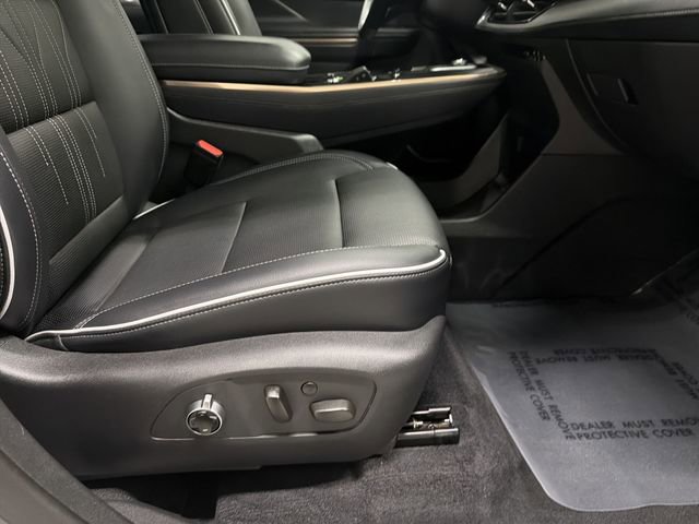 Certified 2025 Buick Enclave Avenir w/ Super Cruise Package image 22