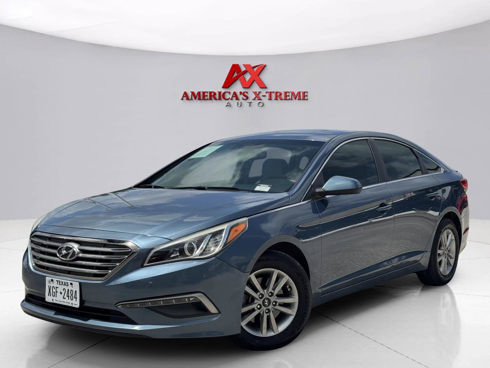Used 2015 Hyundai Sonata SE FWD image 1