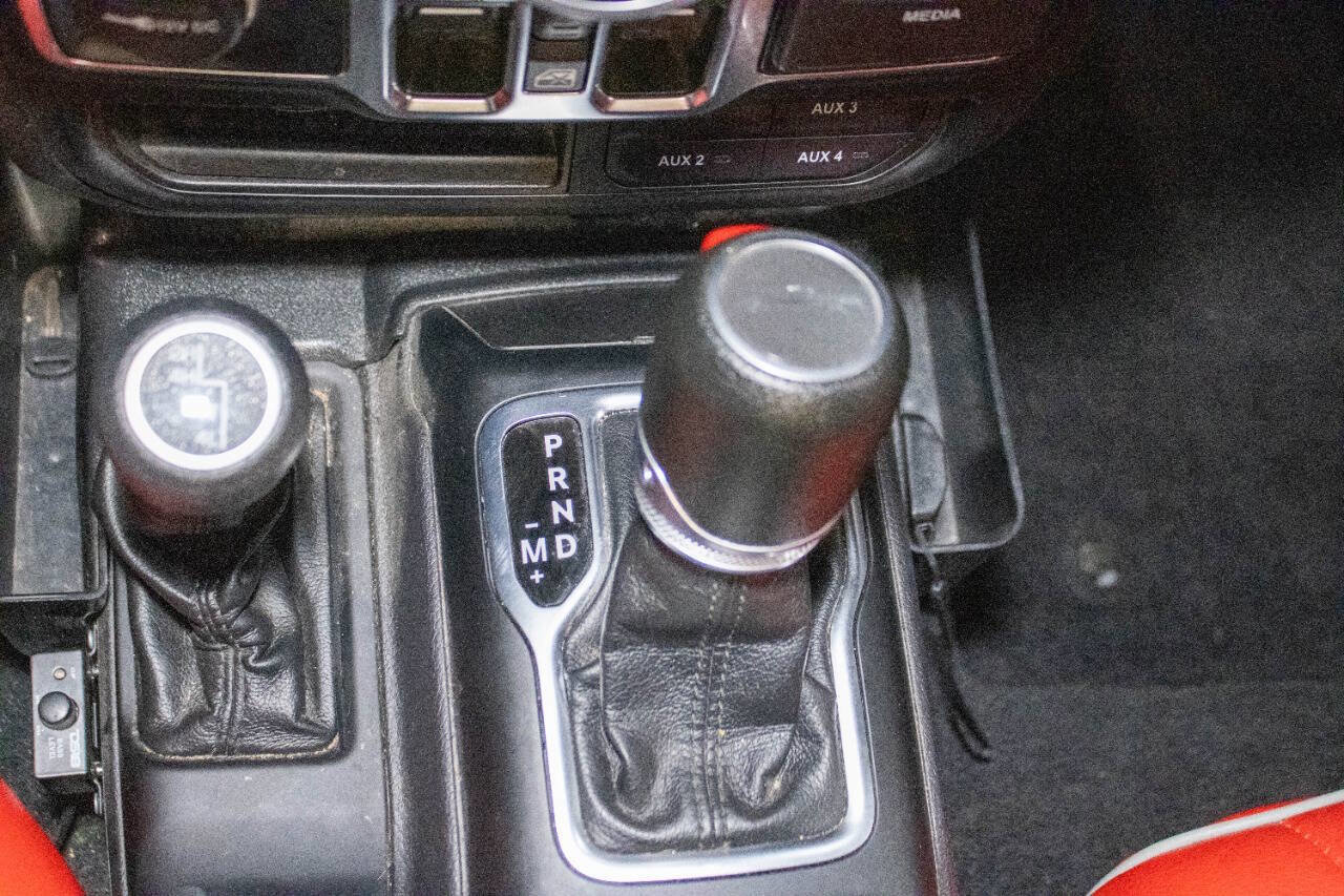 Used 2022 Jeep Gladiator Sport image 14