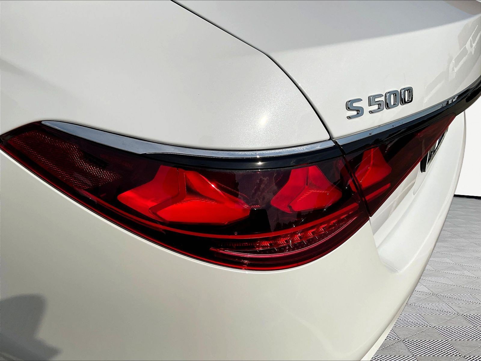New 2027 Mercedes-Benz S 500 4MATIC image 14