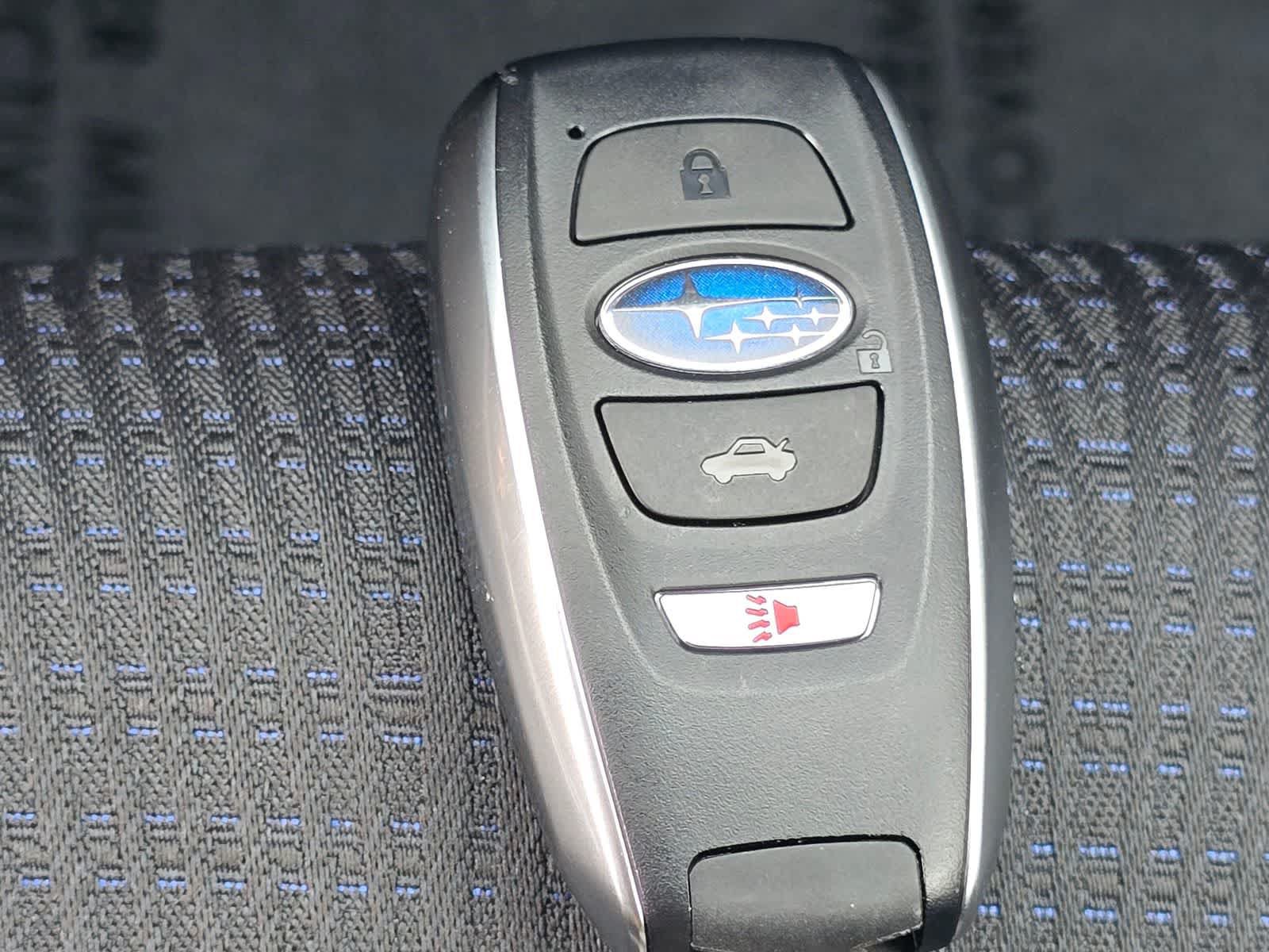 Certified 2025 Subaru Ascent Premium AWD/4WD image 31