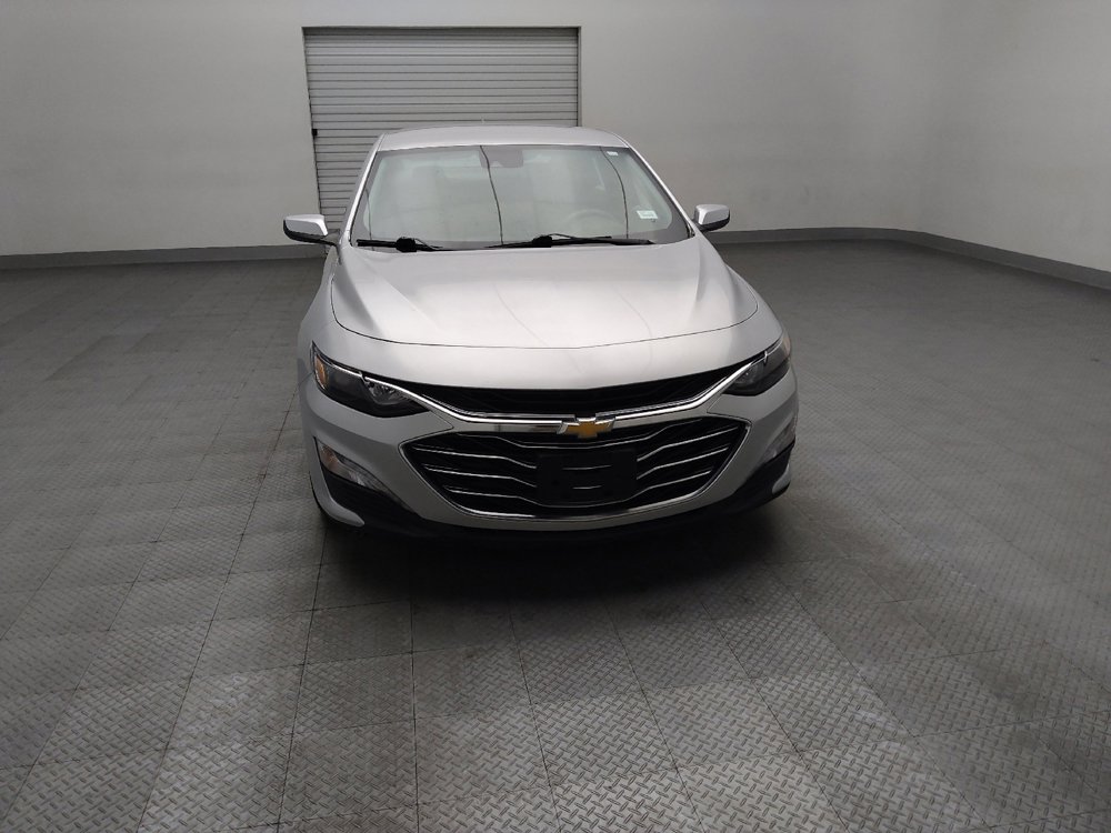 Used 2020 Chevrolet Malibu LT FWD image 14